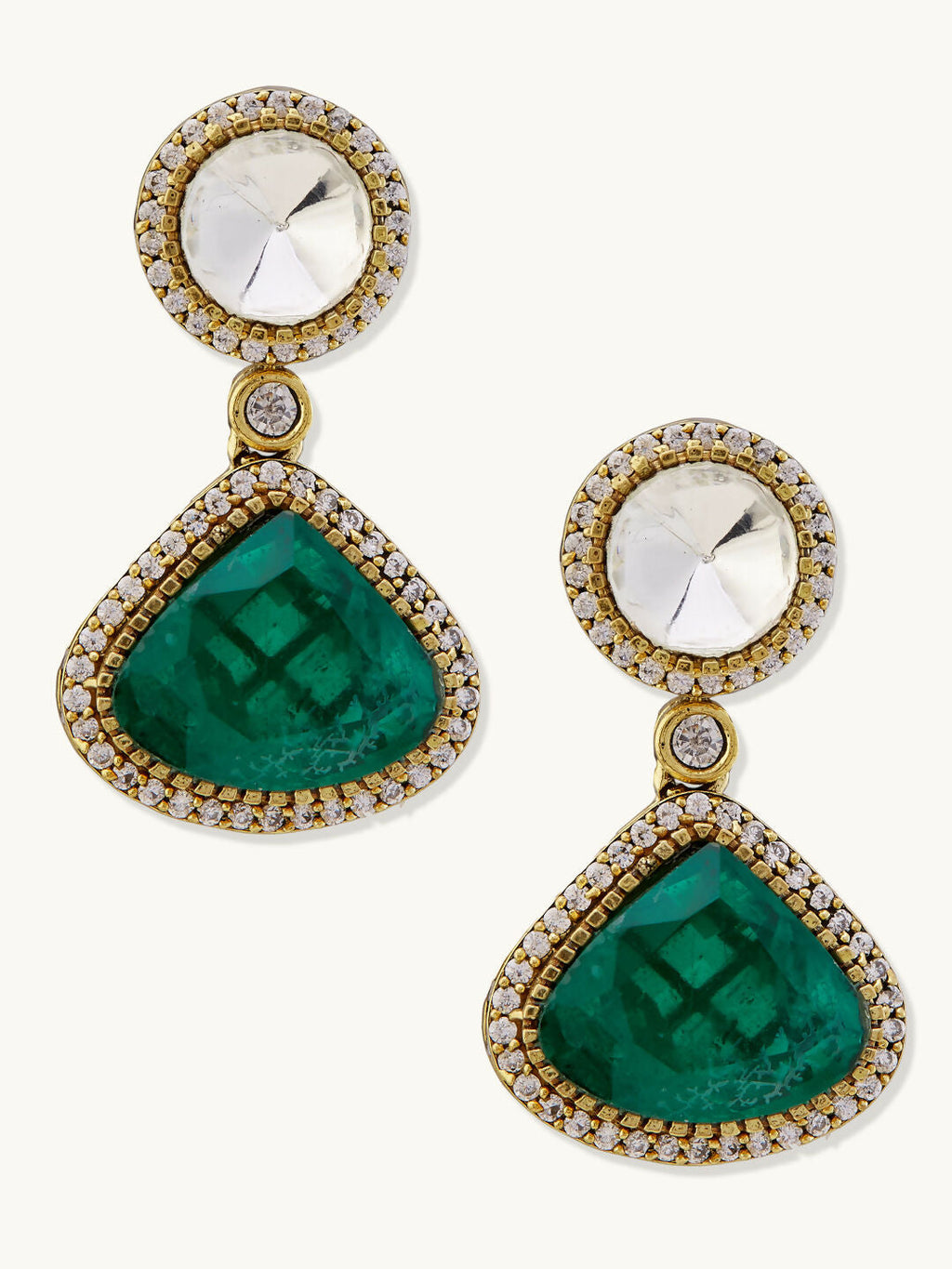 Nuyug 22K Gold-Plated Emerald Stone Centric Kundan Studded Minimal Necklace Set | Grocsy