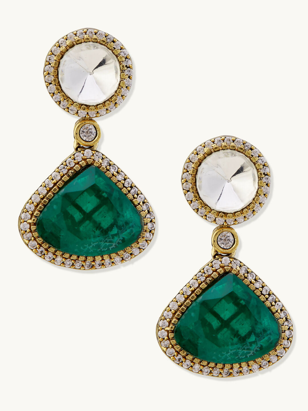 Nuyug 22K Gold-Plated Emerald Stone Centric Kundan Studded Minimal Necklace Set | Grocsy