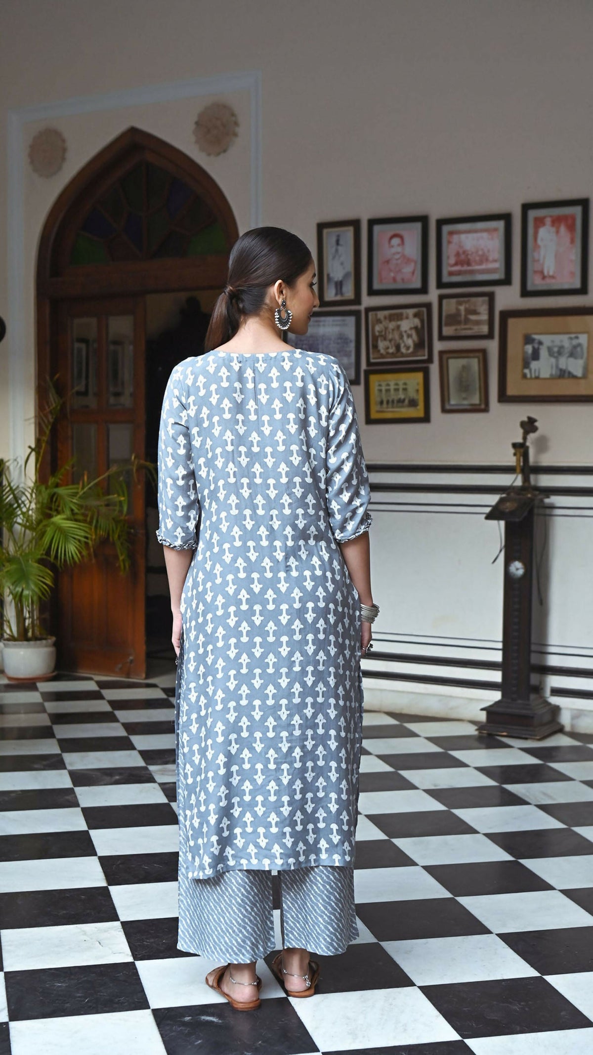 Jyoti Fashion Women's Grey Pure Muslin Heavy Digital Printed Kurta Plazo Set | Grocsy