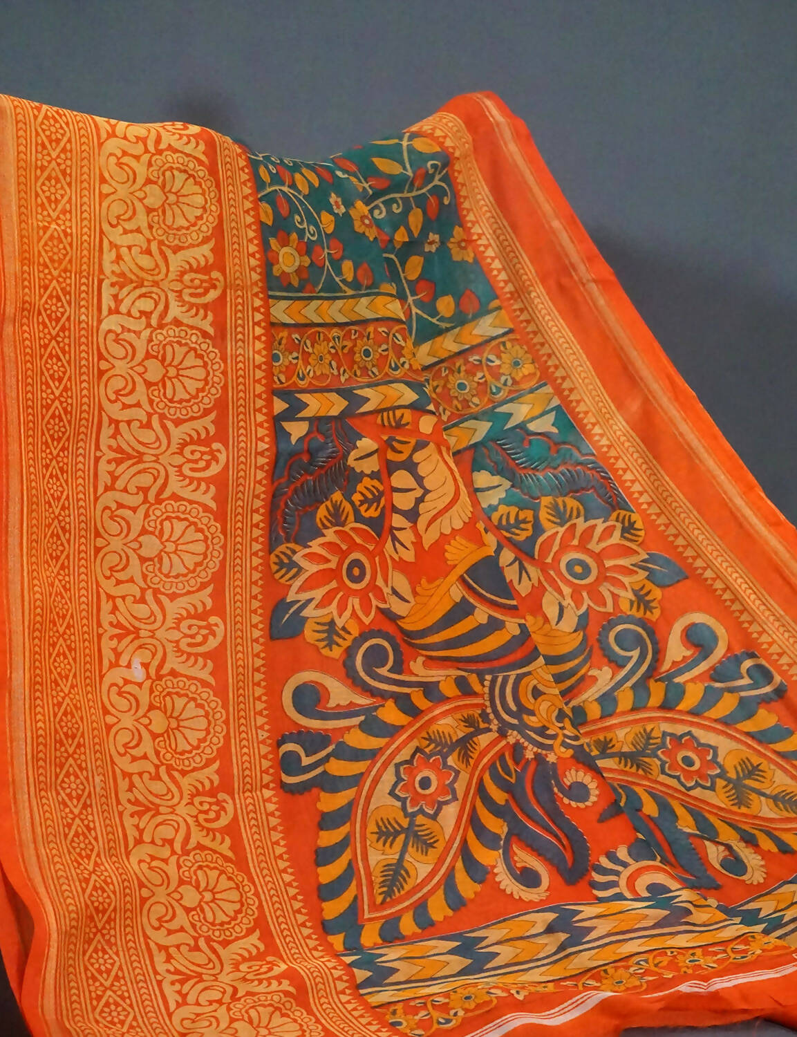 Shades Of Rama Green Kalamkaari Design Semi Chanderi Saree With Contrast Blouse By Gayathri Reddy Designer Studio | Grocsy