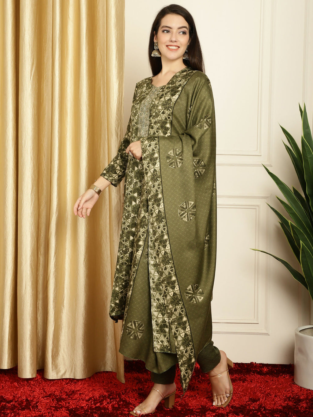 Jyoti Fashion Women's Green Pashmina Floral Digital Printed Kurta with Trouser & Dupatta | Grocsy