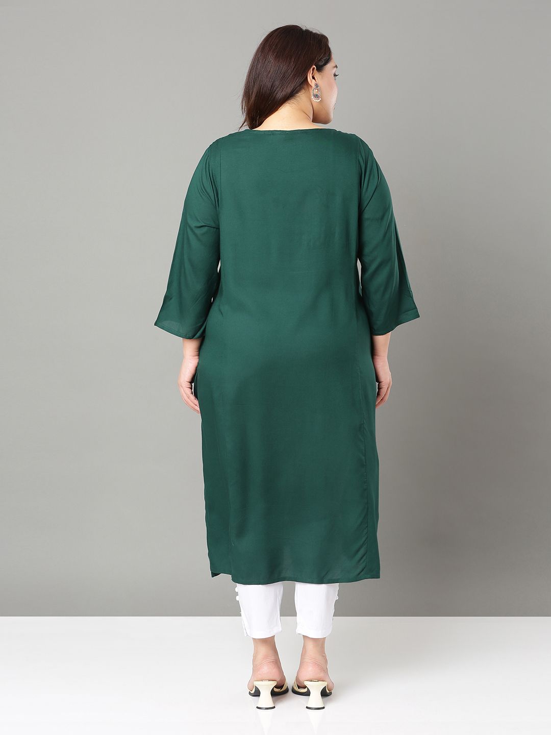 Sztori Plus Size Floral Yoke Design Thread Work Straight Kurta | Grocsy