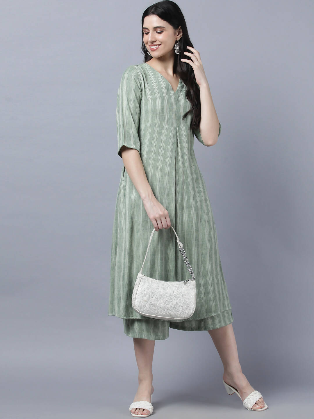 Myshka Stylish Green Cotton 3/4 Sleeve Women's Kurta Palazzo Set | Grocsy