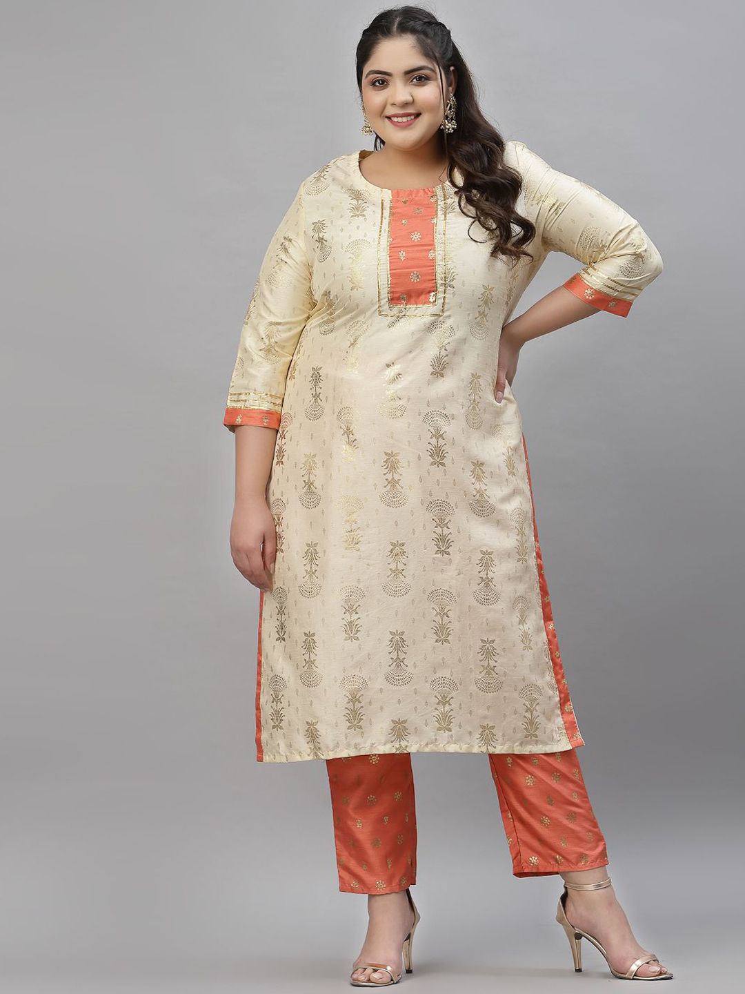Sztori Plus Size Floral Printed Foil Work Straight Kurta With Trousers | Grocsy