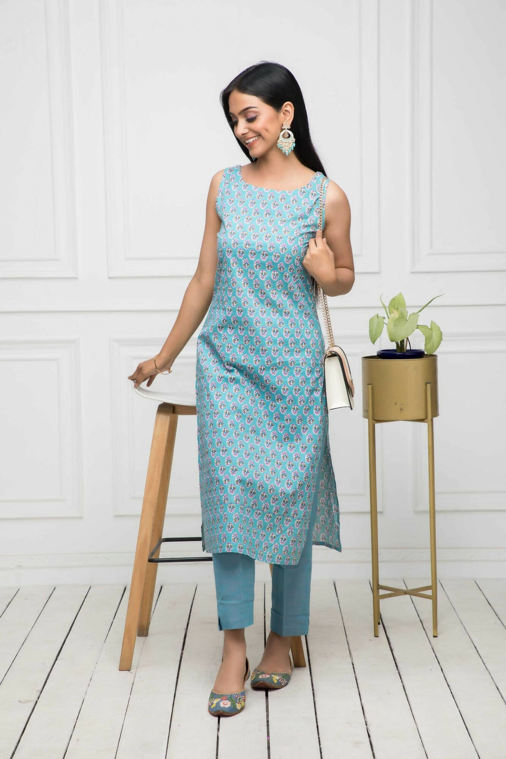 Myshka Women Blue Solid Cotton Straight Round Neck Kurtas | Grocsy