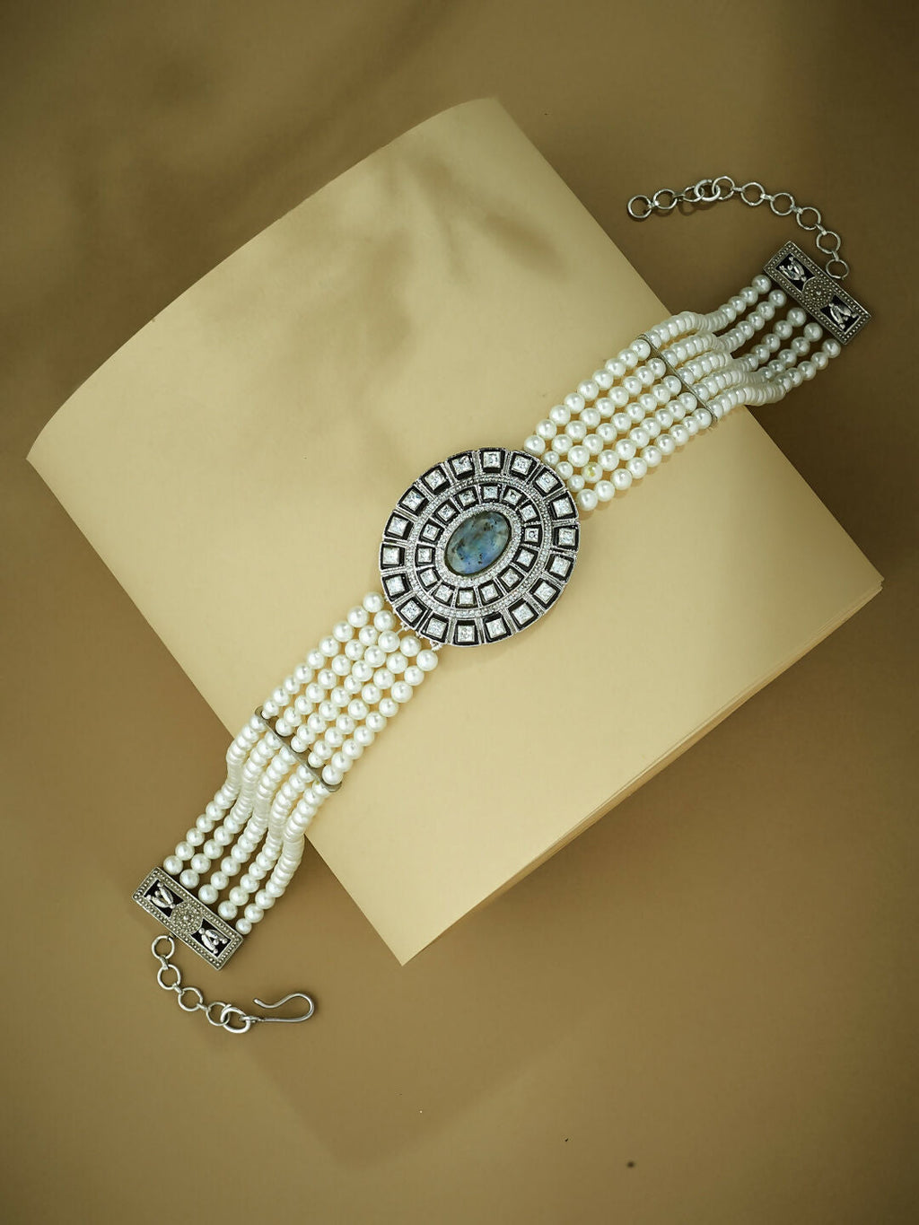 Nuyug Pearl Beaded Semi Precious Labradorite Stone & Enamelled Choker Necklace | Grocsy