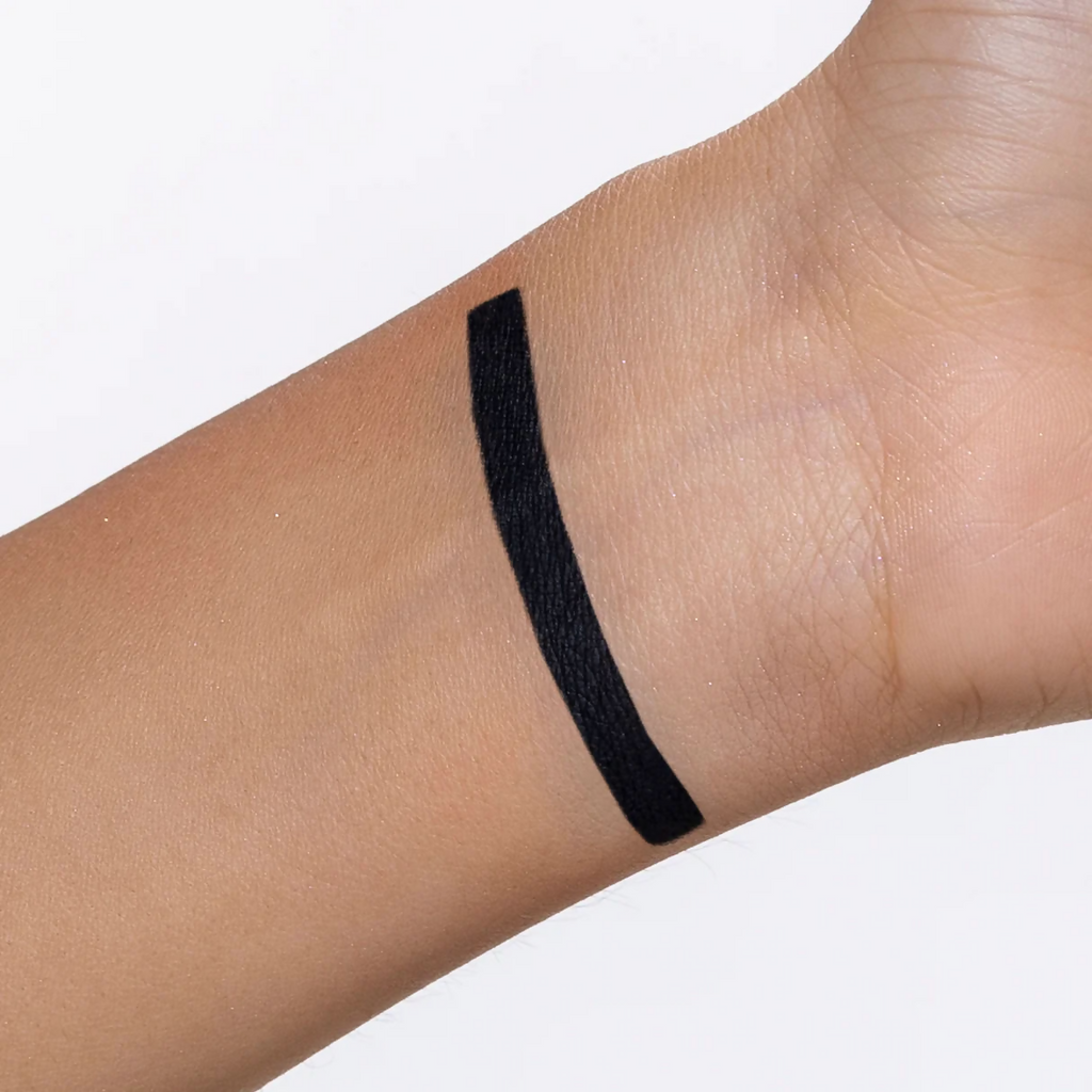 Kiro Hyperlasting Gel Kajal - Black Onyx | Grocsy