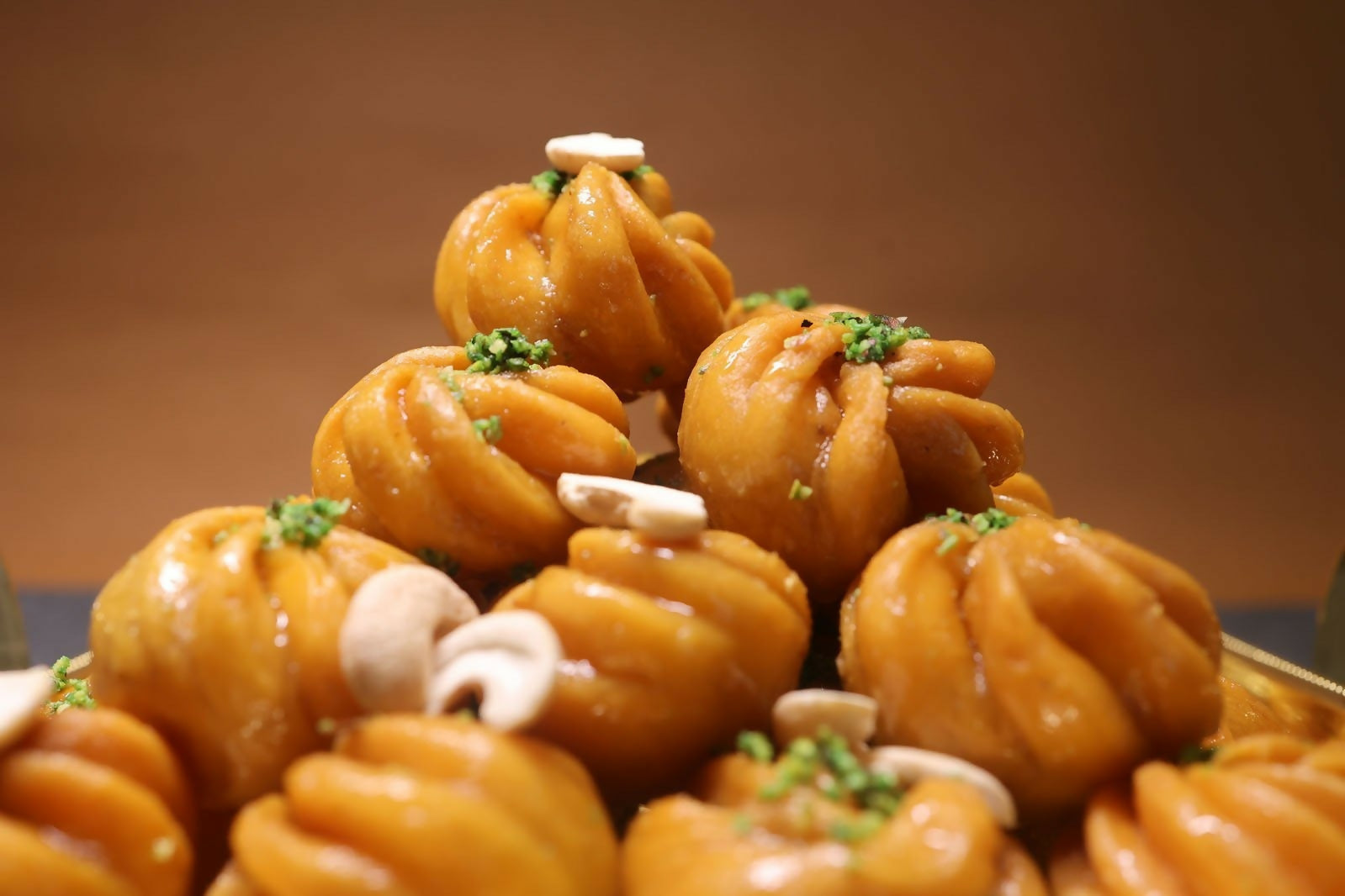 Pothgaal Sweets Kova Flower | Grocsy
