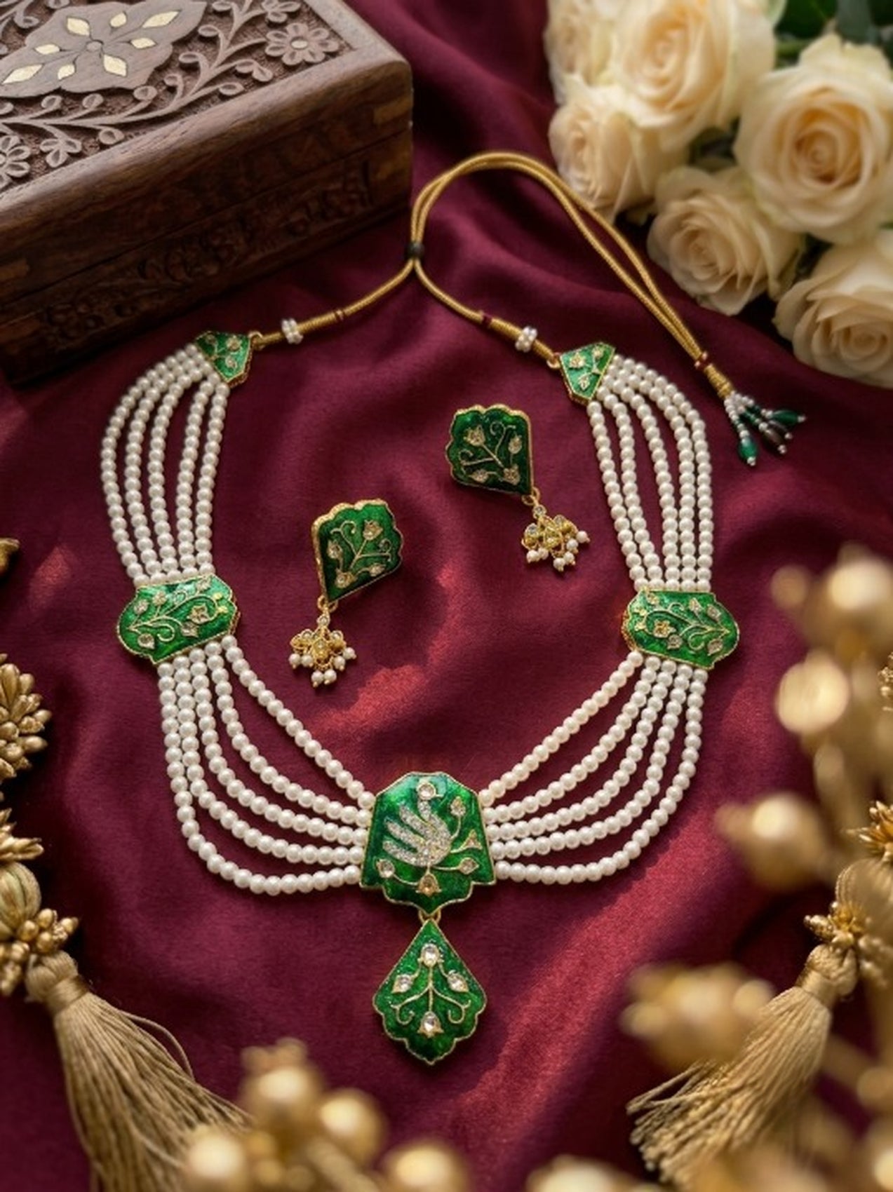 Jewel City Green Meenakari Pearl Necklace Set|Kundan Ethnic Wedding Jewelry Set | Grocsy