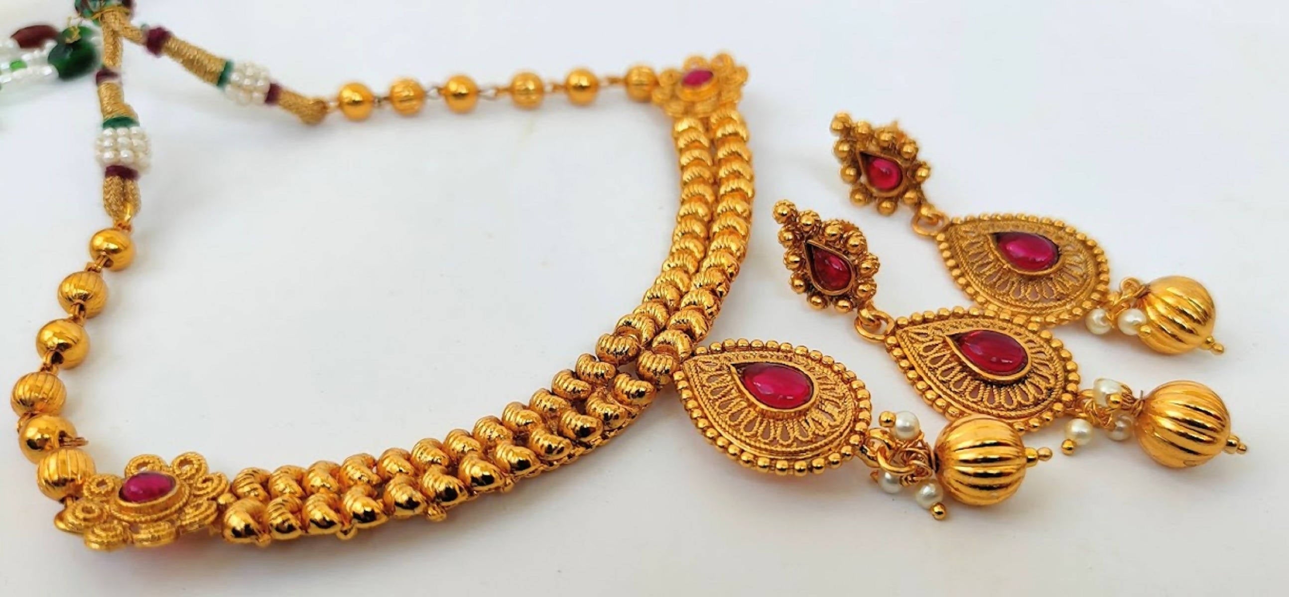 Kemp Designer Short Pink Necklace Set | Grocsy