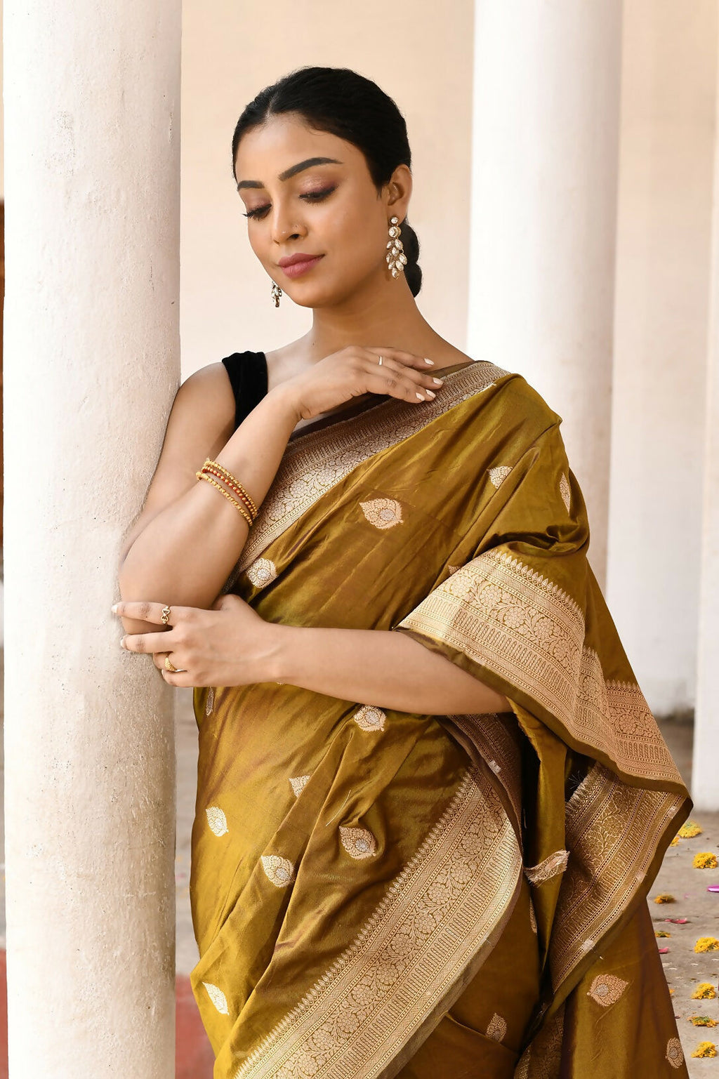 Joban Fashion Olive Pure Katan Pure Handloom Banarasi Silk Saree | Grocsy