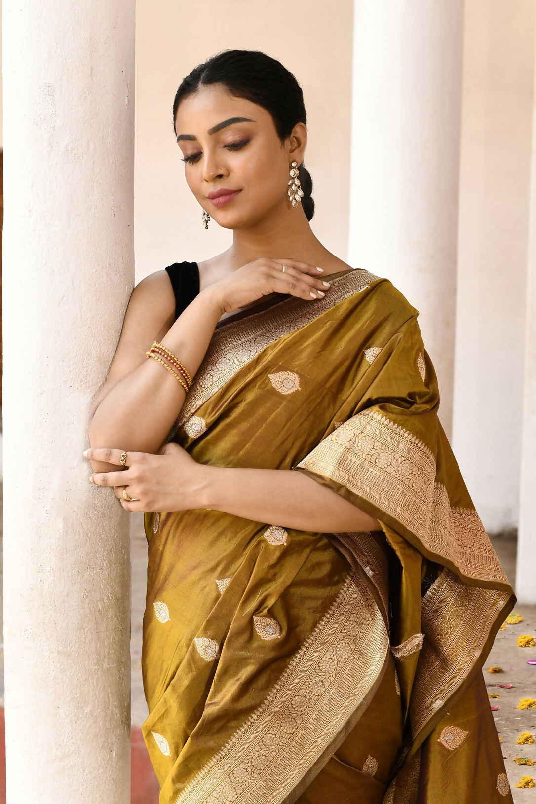 Joban Fashion Olive Pure Katan Pure Handloom Banarasi Silk Saree | Grocsy