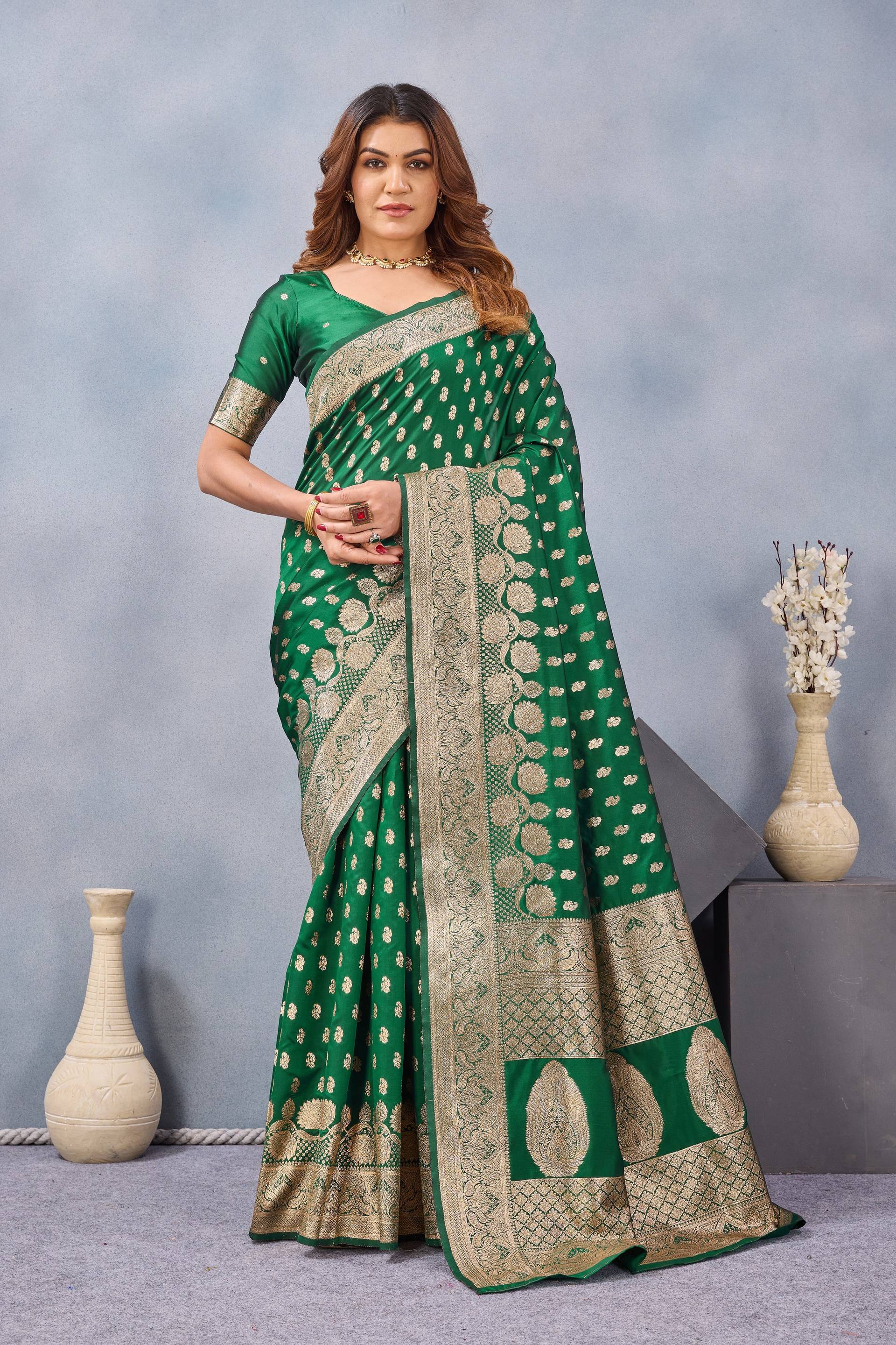 Divine International Trading Co Green Soft Silk Blend Banarasi Jacuard Work Designer Party Wear Saree With Unstitched Blouse Piece | Grocsy