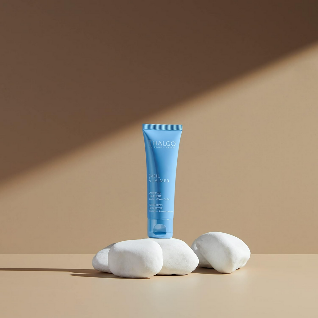 Thalgo Refreshing Exfoliator – Energizing Face Scrub with Diatomaceous Earth & Almond Shell for Oily Skin | Grocsy