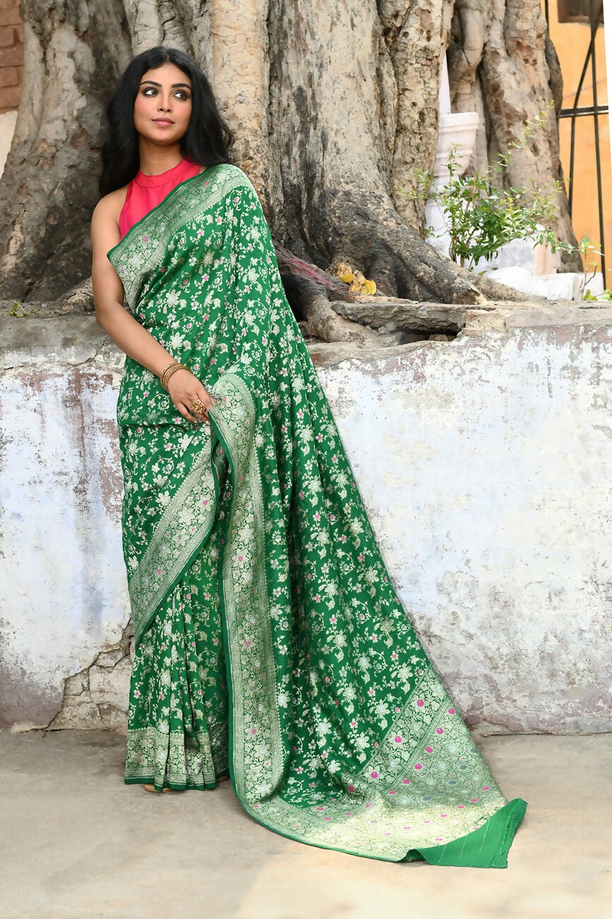 Joban Fashion Green Pure Crepe Pure Handloom Banarasi Silk Saree | Grocsy