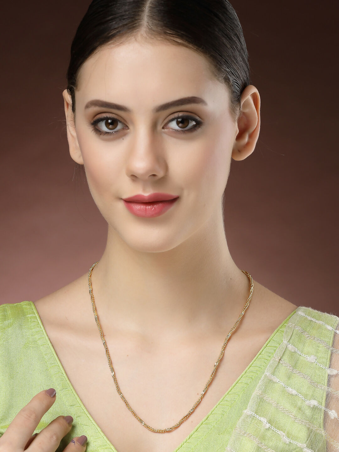 NVR Women's Gold-Polished Minimal Chain | Grocsy