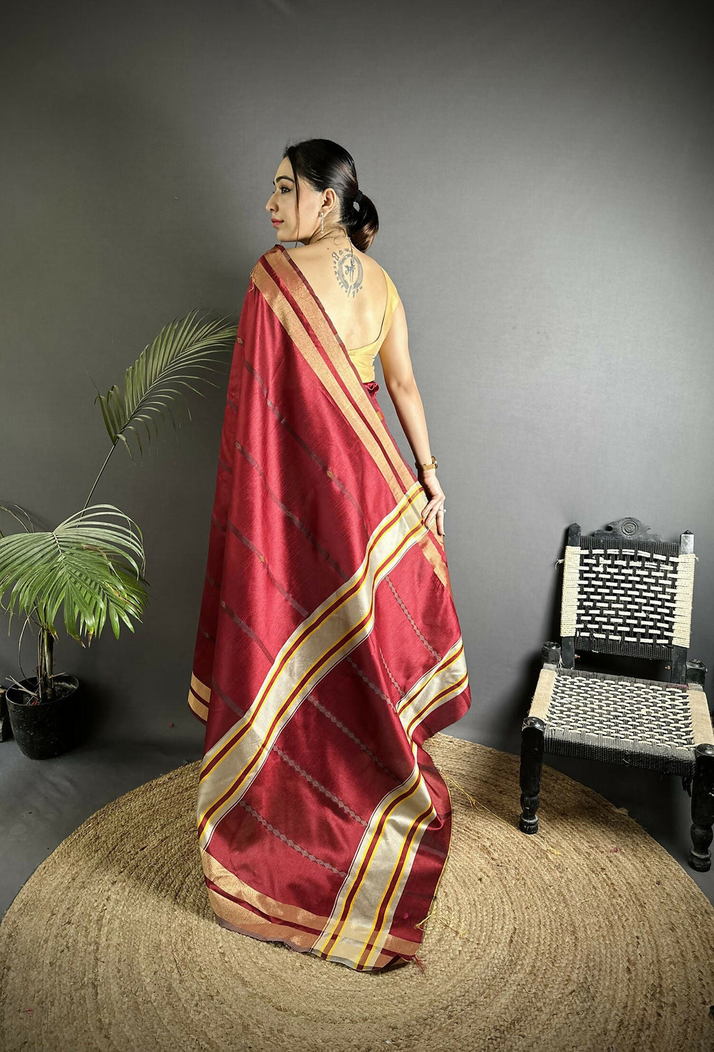 Joban Fashion Red Woven Pattern Raw Silk Kanjivaram Silk Saree | Grocsy