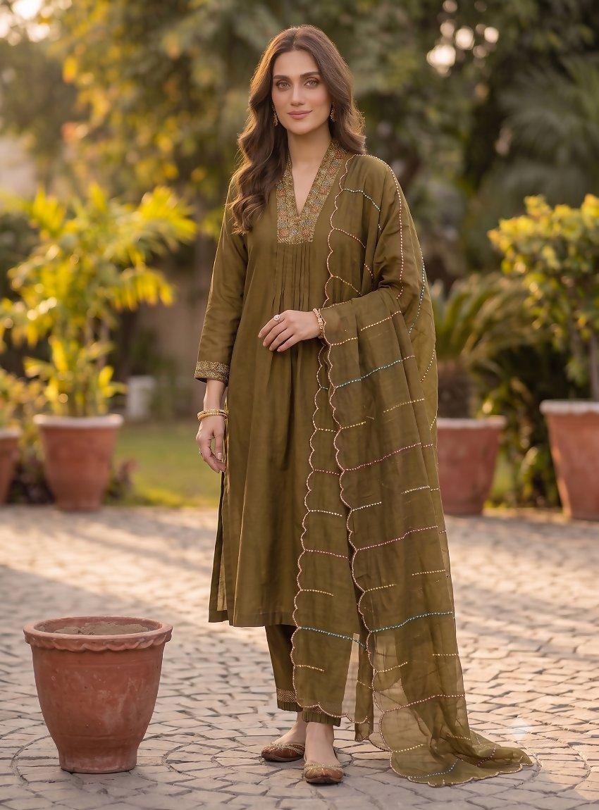 Teeya Creation Mehendi Green Embroidered Kurta Pant Set With Dupatta | Grocsy