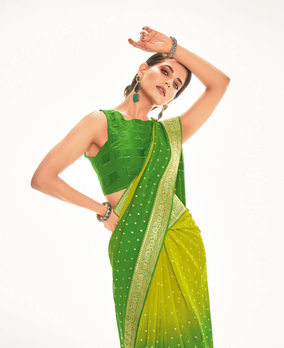 Green Georgette Foil Printed Saree With Unstitched Blouse Piece - Nitya | Grocsy