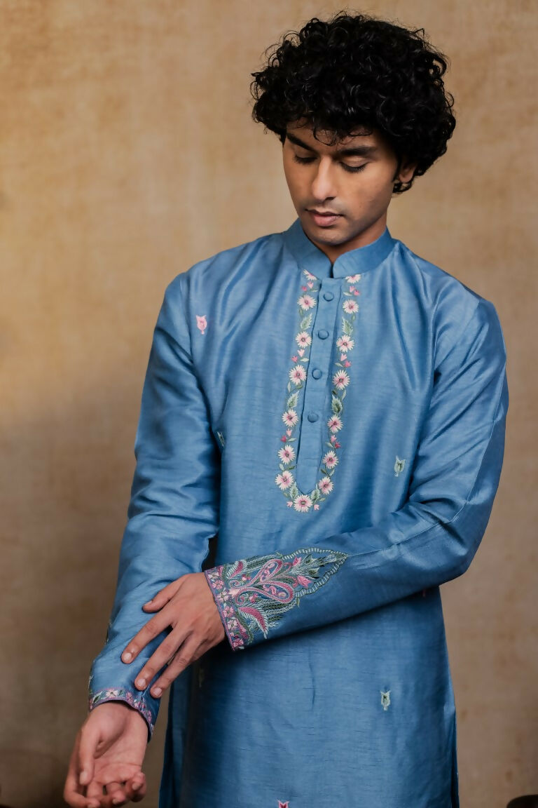 Falling Raw Silk Blue Varnika Kurta Set By Hilo Design | Grocsy