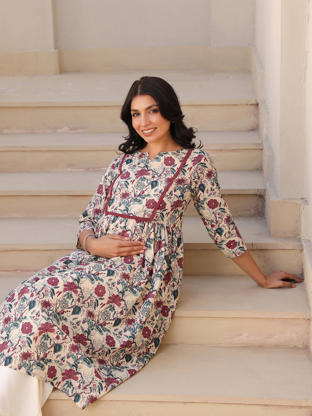 Janasya Dark Cotton Floral Gathered Kurta | Grocsy