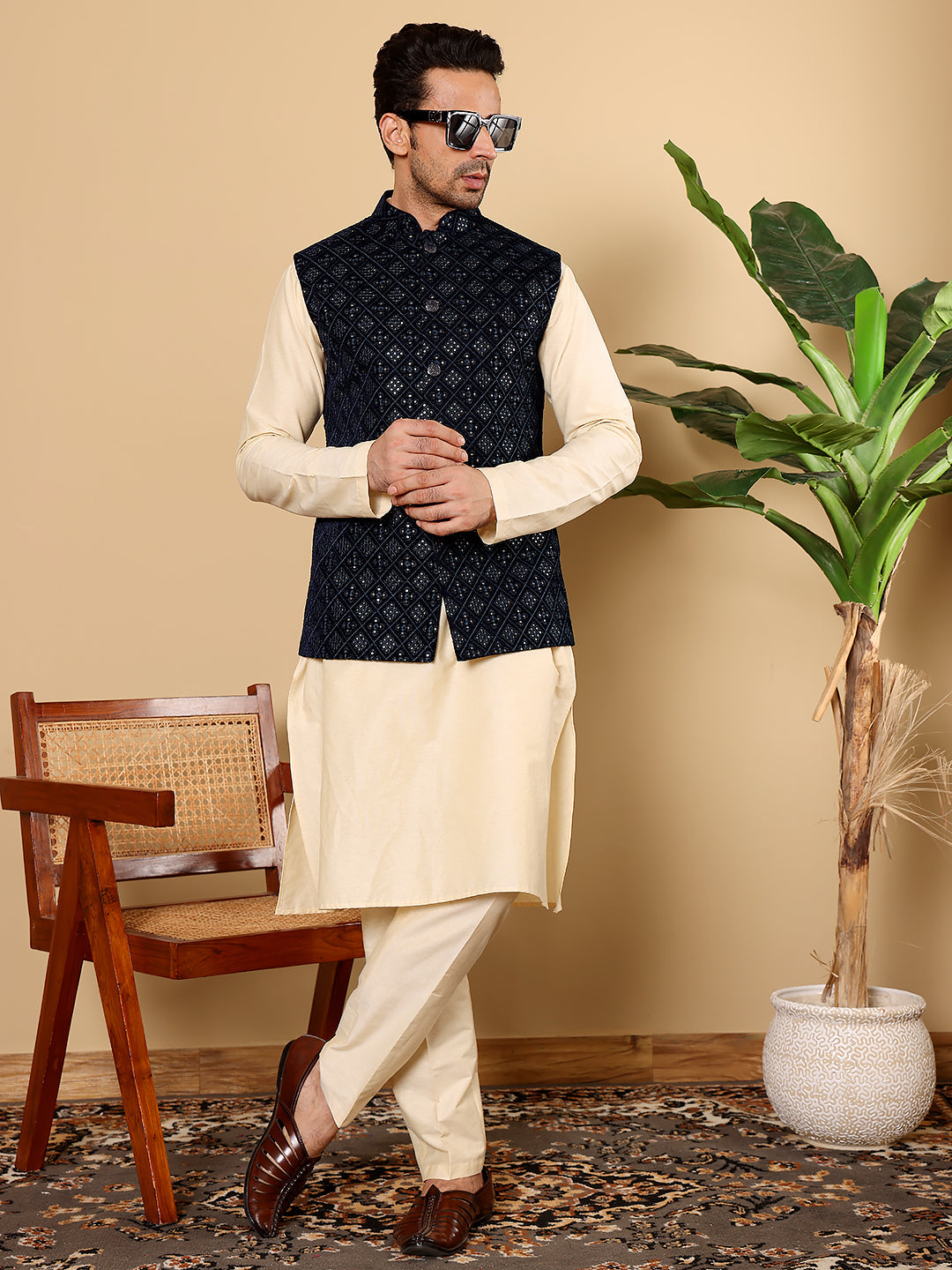 MULTI SHADES Men's Woven Design Black Embroidered Nehru Jacket | Grocsy