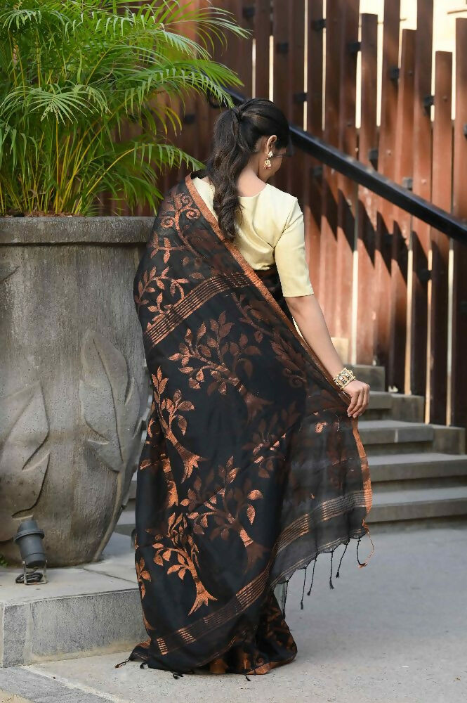 Beatitude Black Cotton Floral Jamdani Saree | Grocsy