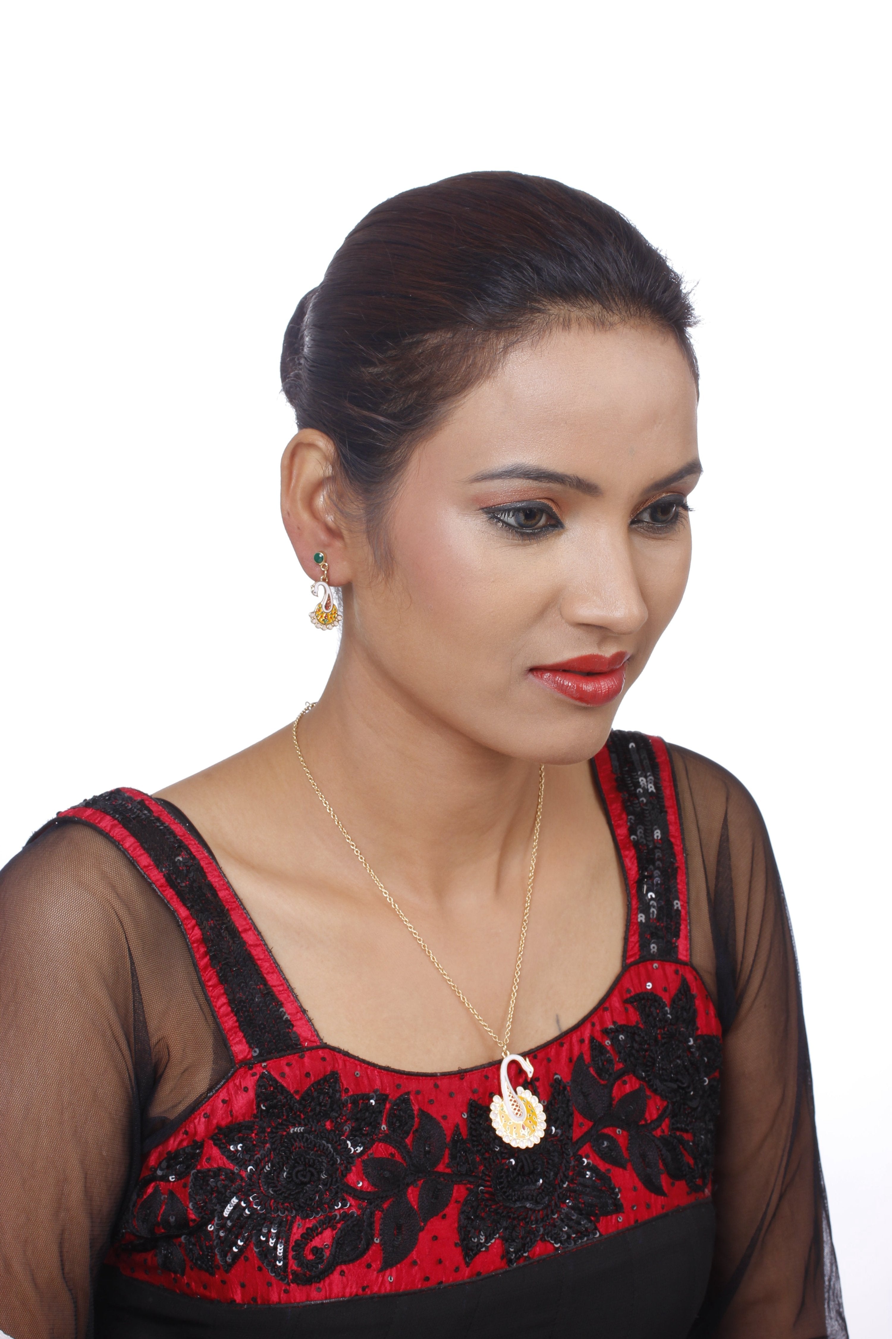 Gold-Polished Alloy Peacock Pendant Necklace - The Pari | Grocsy