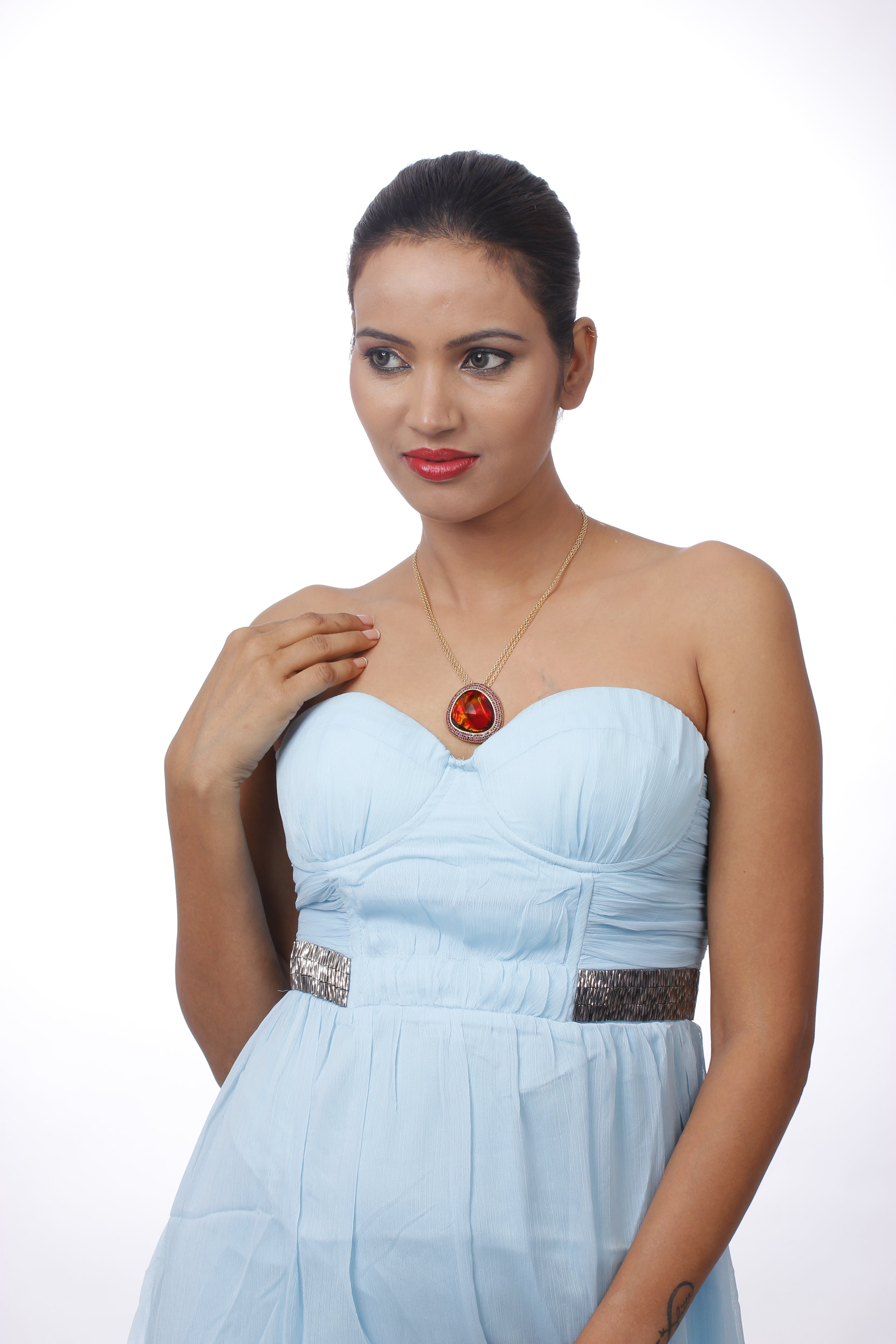 Gold-Polished Alloy Heart Shape Statement Necklace - The Pari | Grocsy