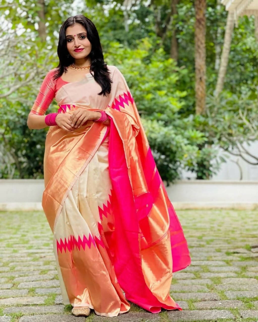 DEIANA'S Beautiful Designer Golden zari Soft Lichi Silk Saree - White | Grocsy