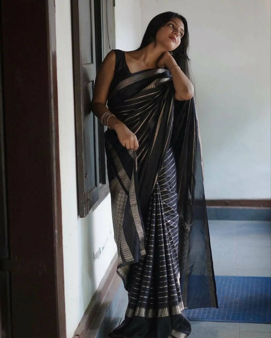 DEIANA'S Beautiful Designer Golden zari Soft Lichi Silk Saree - Black | Grocsy