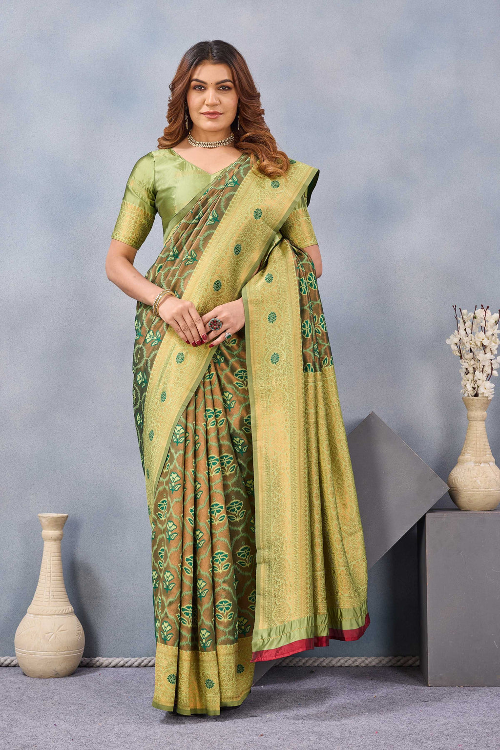 Divine International Trading Co Light Green Soft Silk Blend Banarasi Jacuard Work Designer Party Wear Saree With Unstitched Blouse Piece | Grocsy