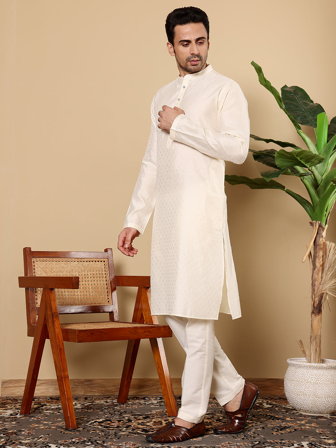MULTI SHADES Men's Off White Straight Viscose Silk Kurta With Textured Effect And Off White Solid Trouser Style Churidar | Grocsy