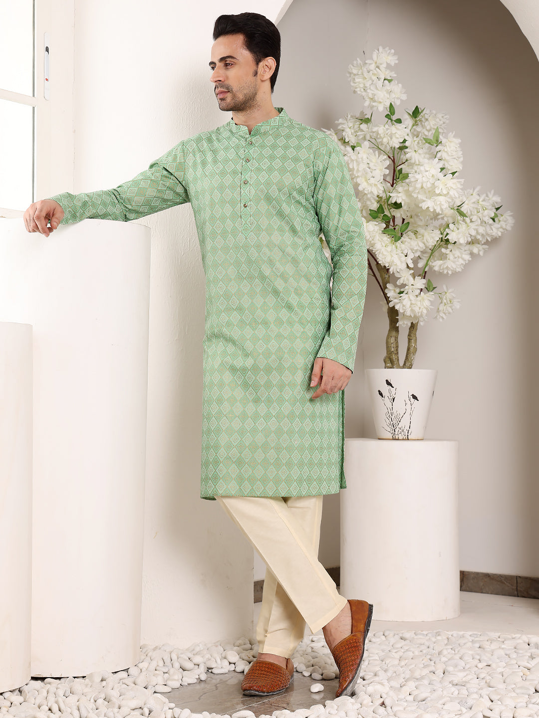 MULTI SHADES Men's Elegant Printed Sea Green Straight Cotton Kurta,Cream Solid Trouser Style Churidar | Grocsy