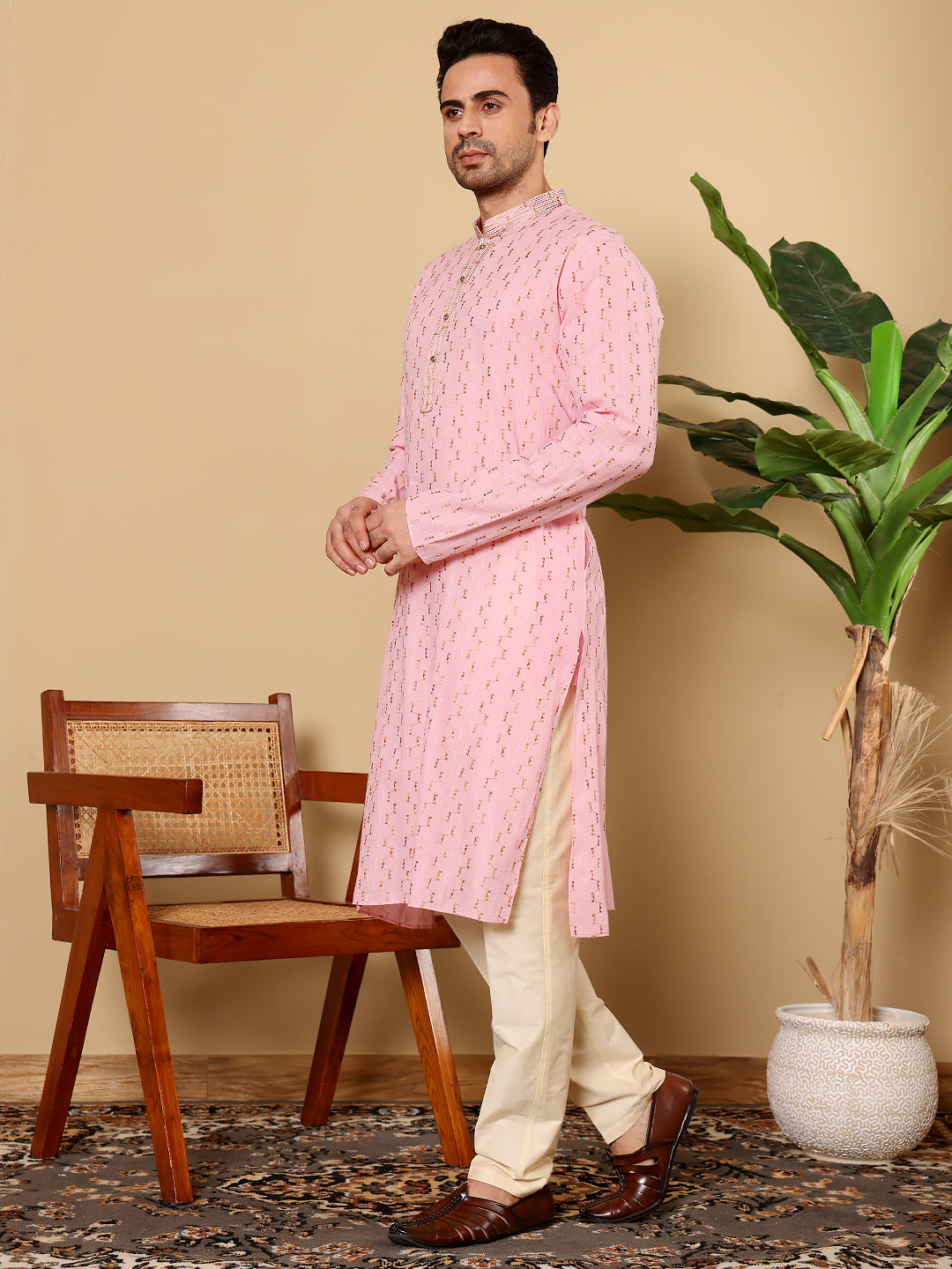 MULTI SHADES Men's Long Sleeve Mandarin Collar Elegant Pink Straight Cotton Kurta With Embroidery | Grocsy