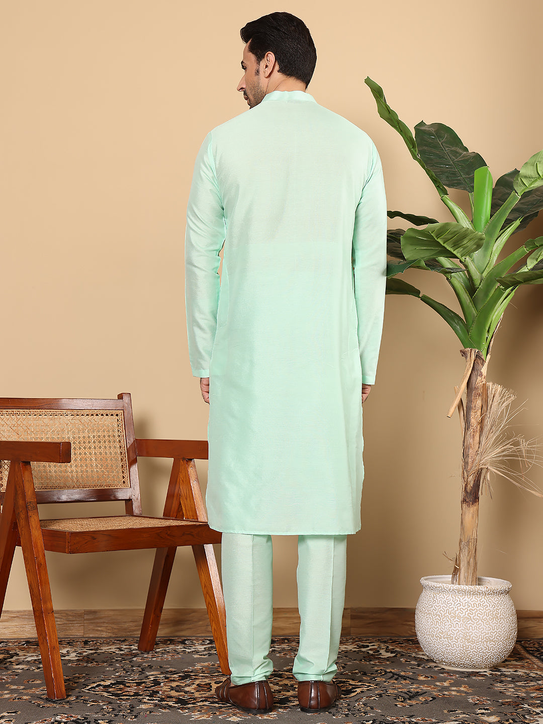 MULTI SHADES Men's Long Sleeve Mandarin Collar Sea Green Straight Viscose Silk Kurta With Slub Effect | Grocsy