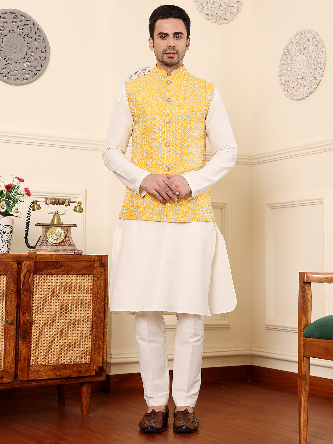 MULTI SHADES Men's Full Sleeve Ivory Kurta Pyjama & Yellow Embroidered Nehru Jacket | Grocsy