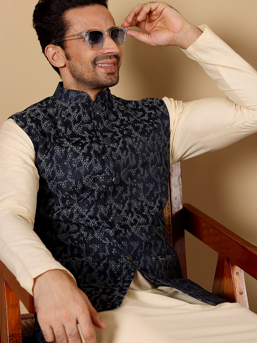 MULTI SHADES Men's Full Sleeve Cream Kurta Pyjama & Blue Embroidered Nehru Jacket | Grocsy