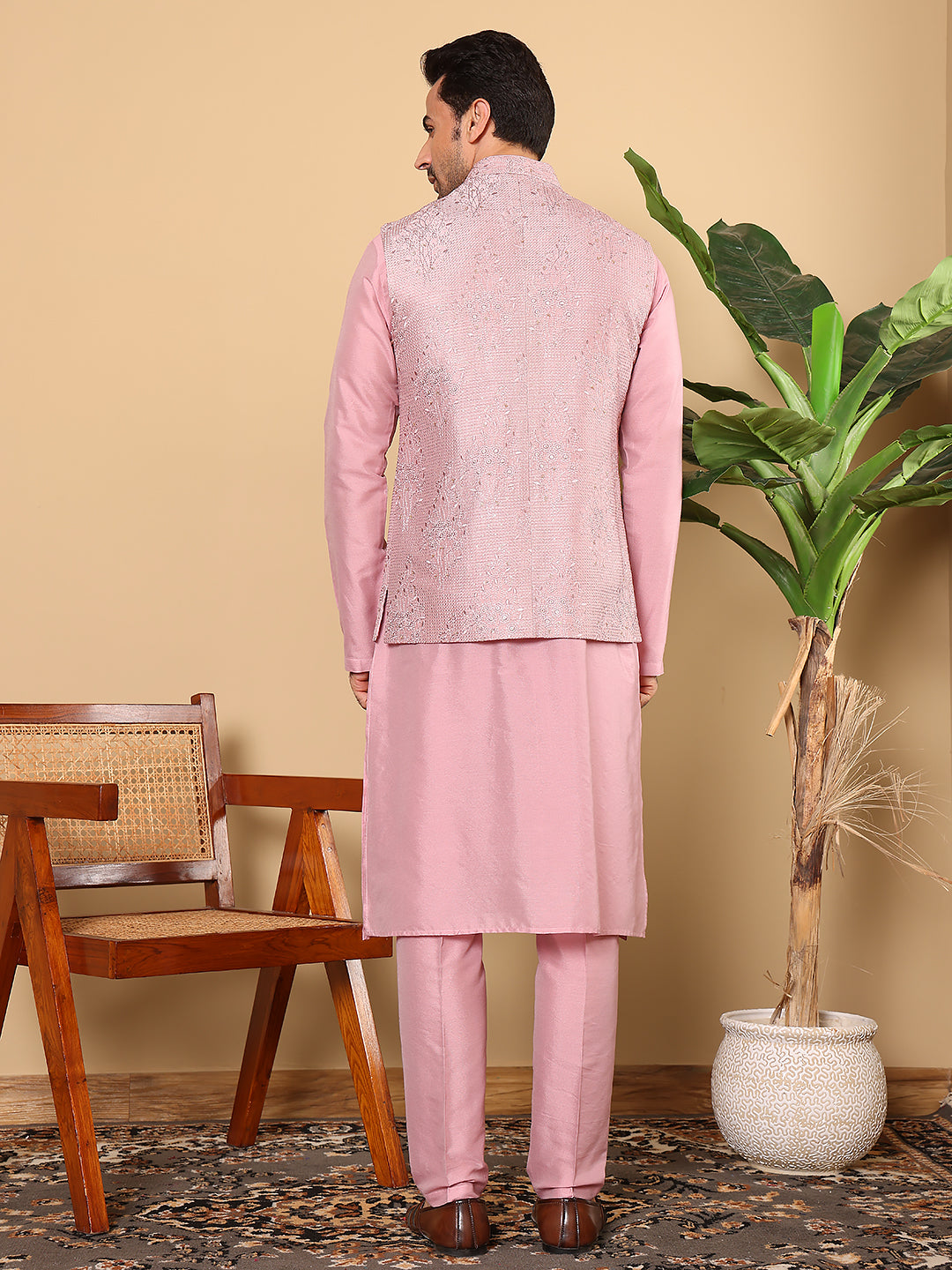 MULTI SHADES Men's Full Sleeve Pink Kurta Pyjama & Pink Embroidered Nehru Jacket | Grocsy