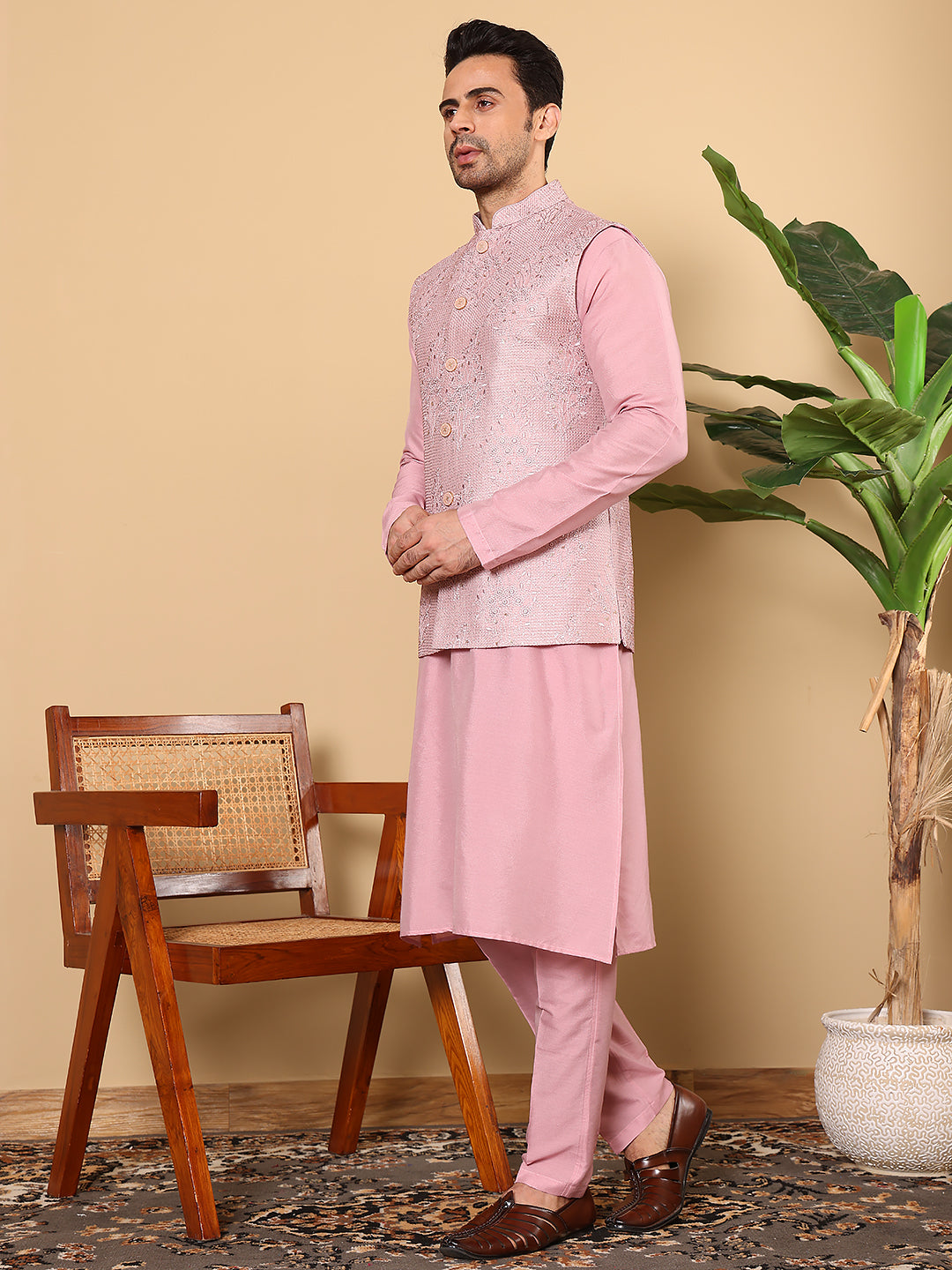 MULTI SHADES Men's Full Sleeve Pink Kurta Pyjama & Pink Embroidered Nehru Jacket | Grocsy