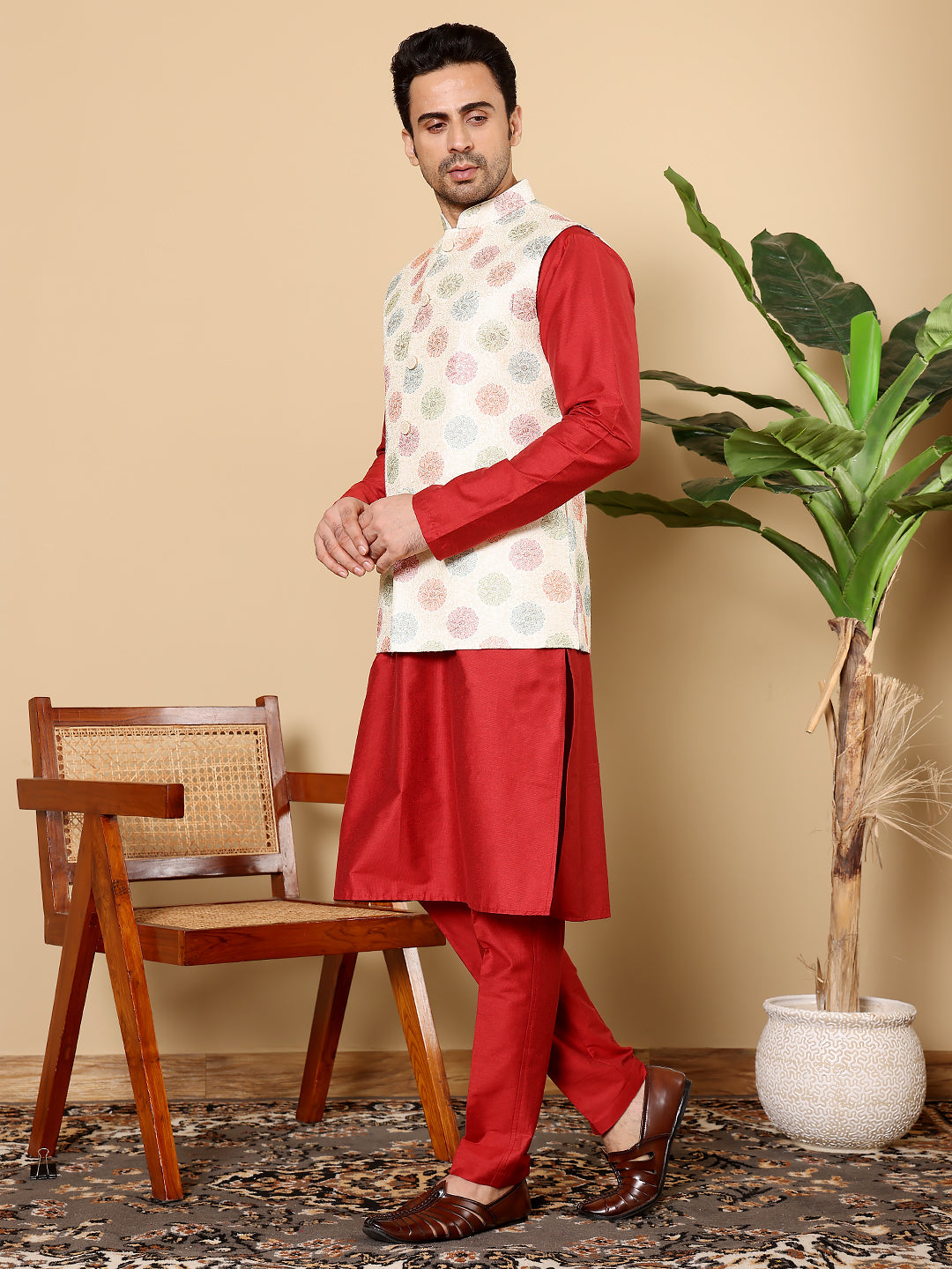 MULTI SHADES Men's Full Sleeve Red Kurta Pyjama & White Embroidered Nehru Jacket | Grocsy