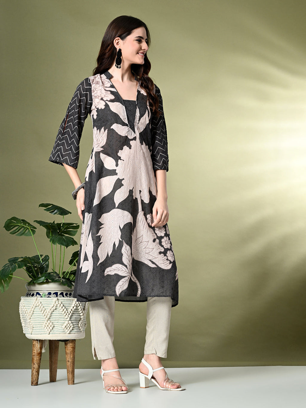 Myshka Women's Hakoba Printed A-Line Kurta in Black Color | Grocsy
