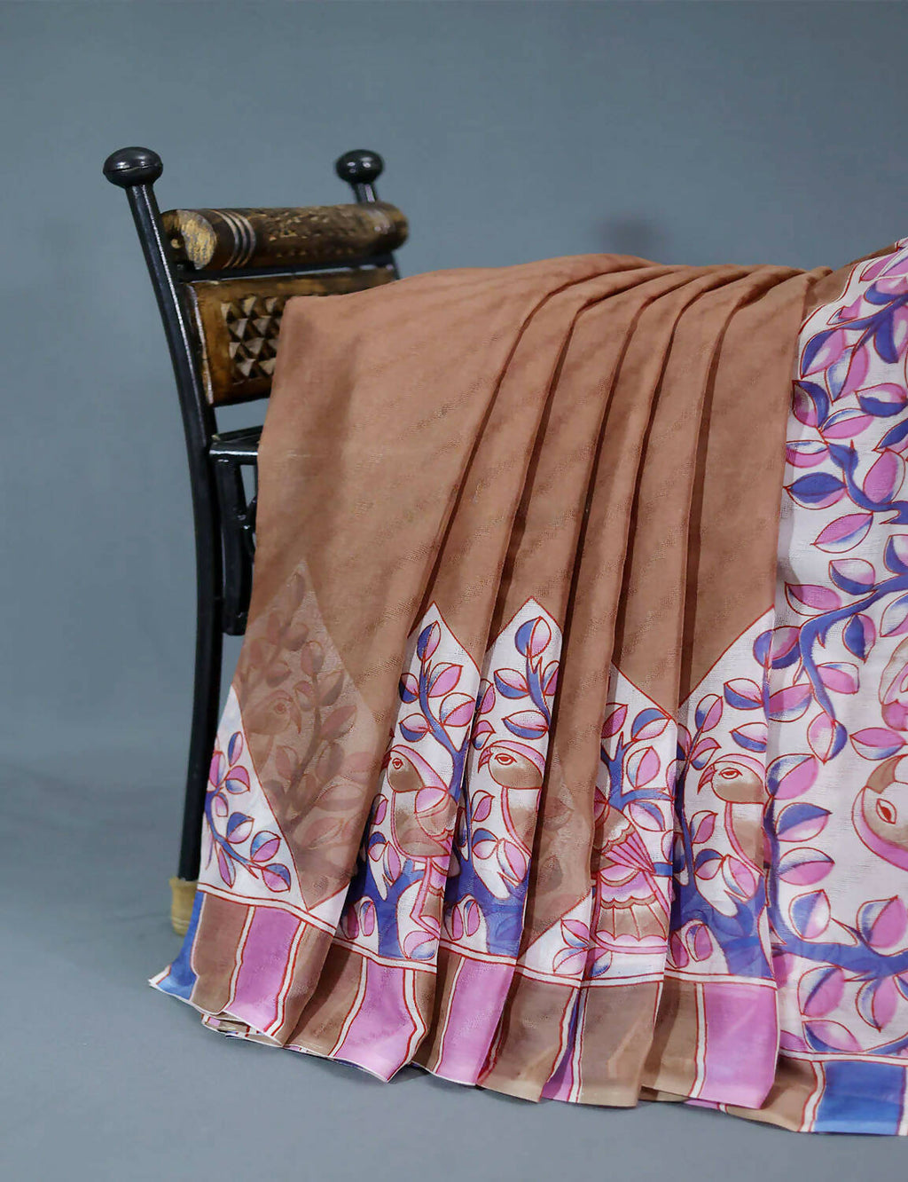 Shades Of Chikoo With Off-White Colour Leheriya Georgette Saree By Gayathri Reddy Designer Studio | Grocsy
