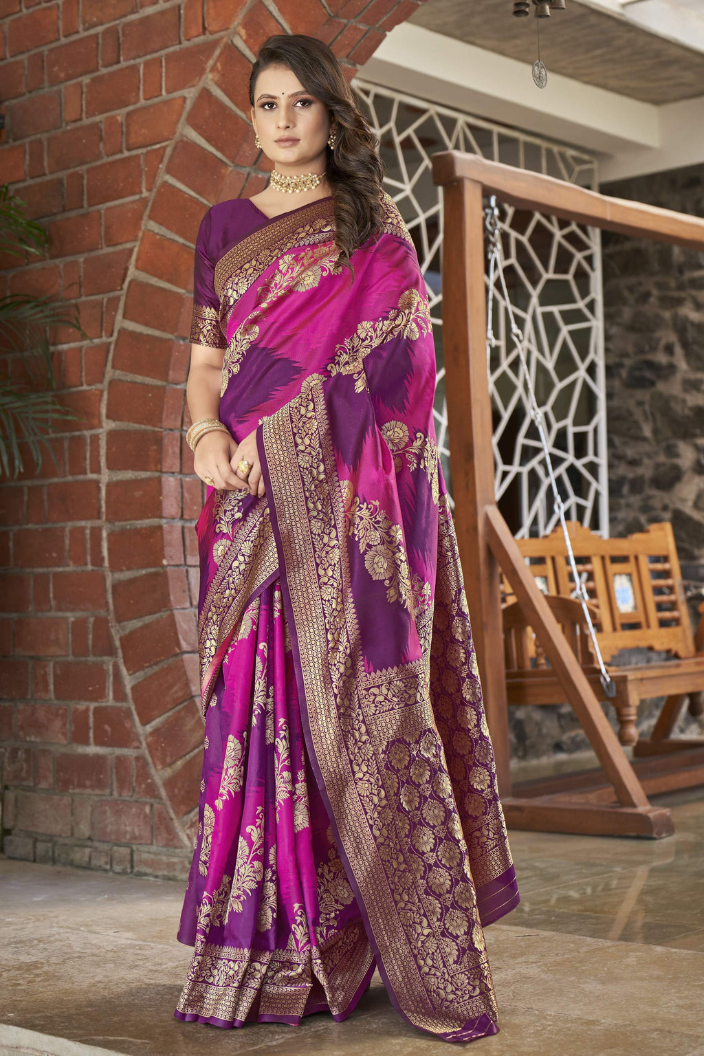 MANOHARI Banarasi Silk Blend Jacquard Work Saree - Purple | Grocsy