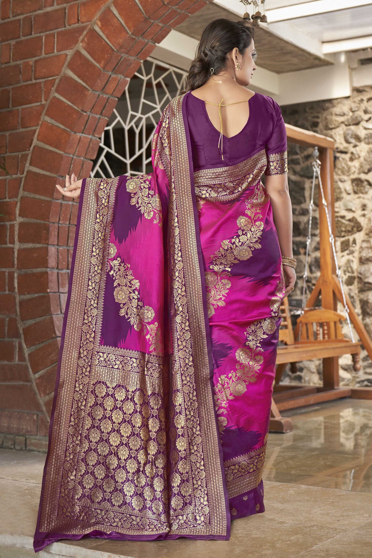 MANOHARI Banarasi Silk Blend Jacquard Work Saree - Purple | Grocsy