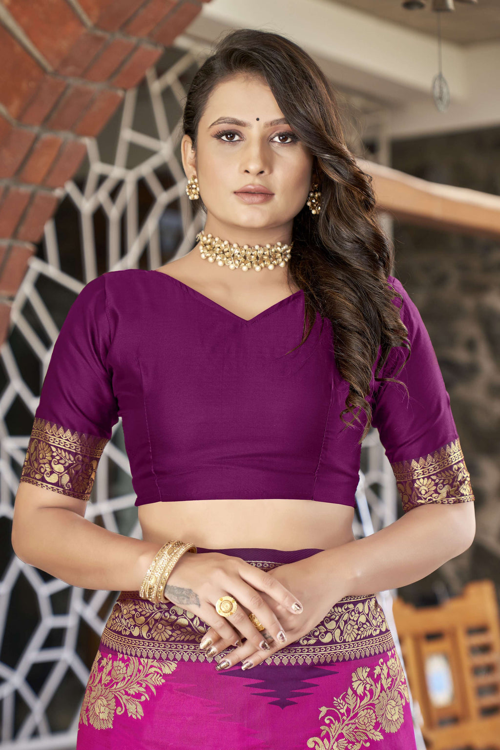 MANOHARI Banarasi Silk Blend Jacquard Work Saree - Purple | Grocsy