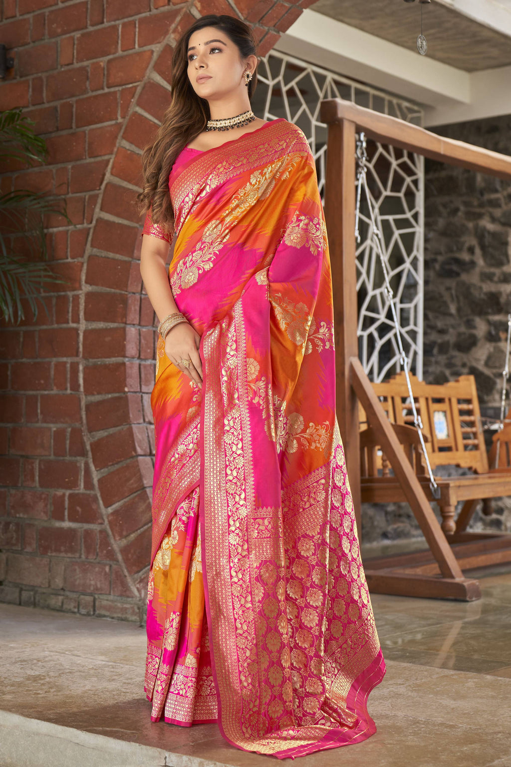 MANOHARI Banarasi Silk Blend Jacquard Work Saree - Pink | Grocsy