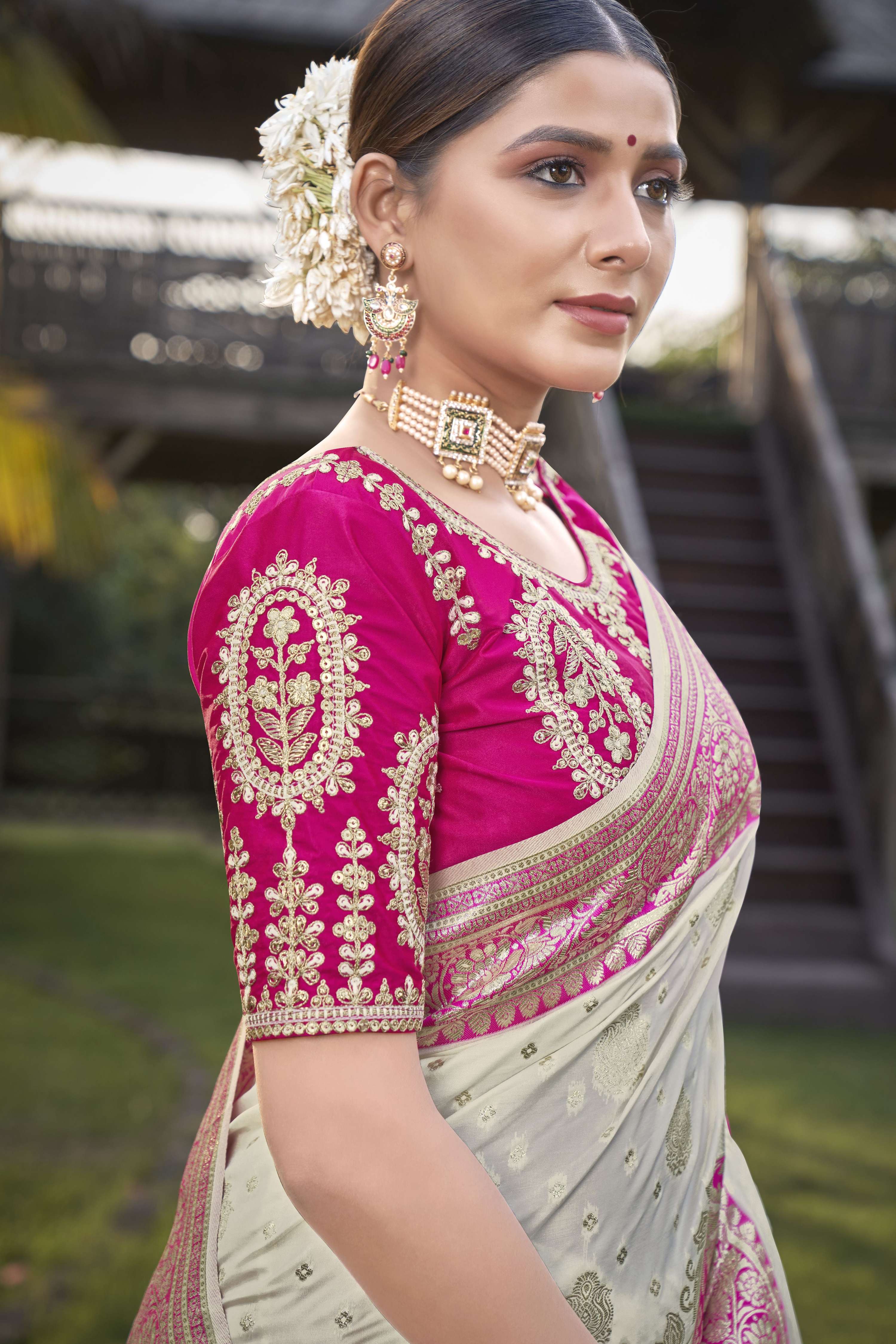 MANOHARI Banarasi Silk Blend Jacquard Work Saree - Pink | Grocsy