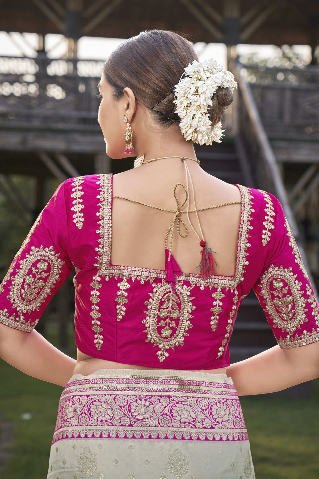 MANOHARI Banarasi Silk Blend Jacquard Work Saree - Pink | Grocsy
