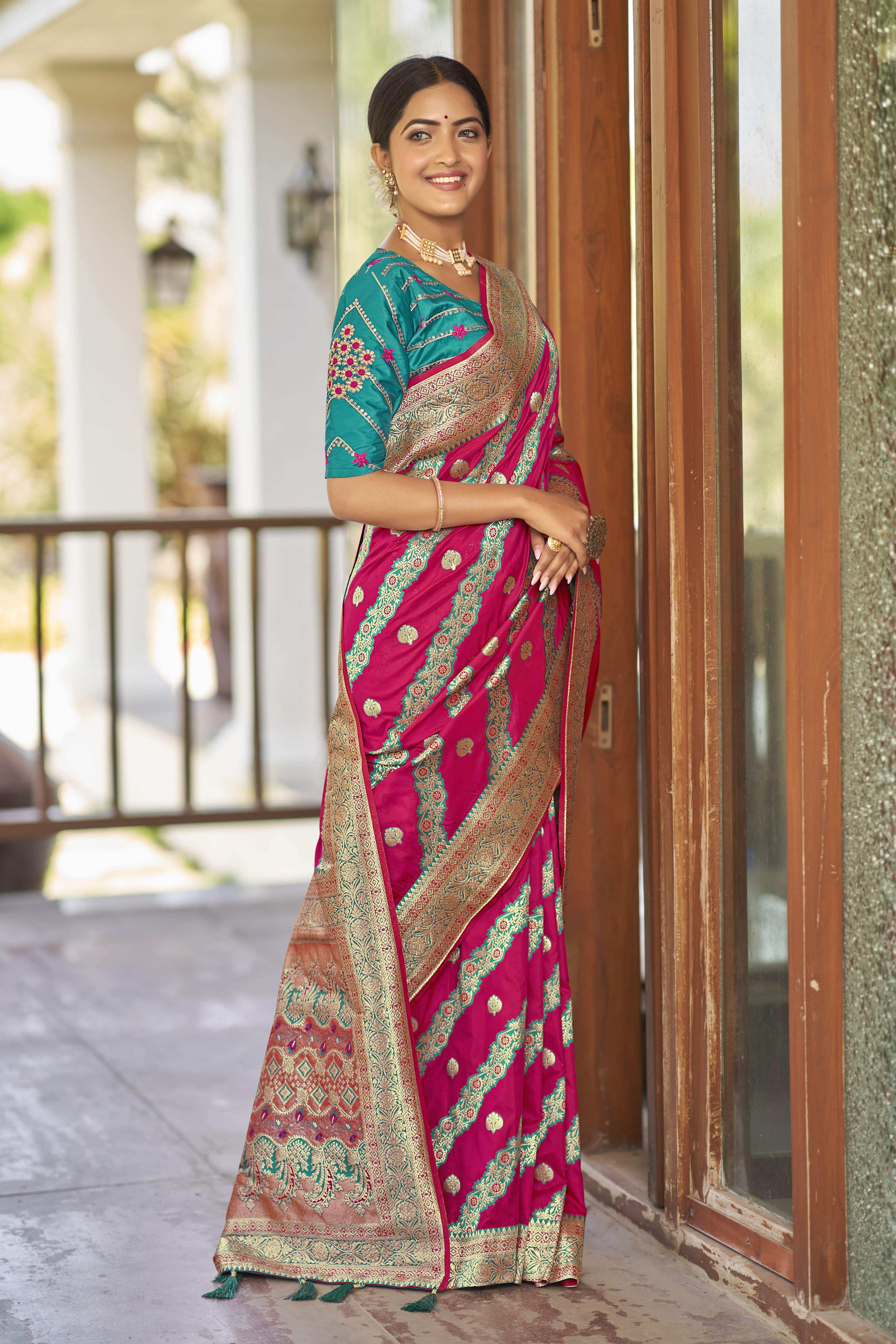 MANOHARI Banarasi Silk Blend Jacquard Work Saree - Pink | Grocsy
